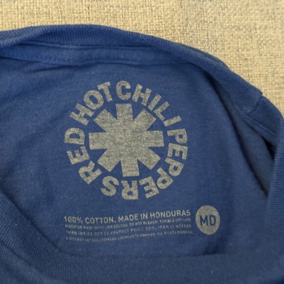 Red Hot Chili Peppers Star of Affinity 100% Cotton T-Shirt, Blue, Medium - Picture 7 of 7
